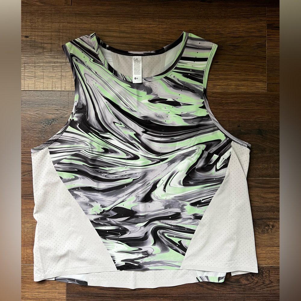 LULULEMON CROP TANK